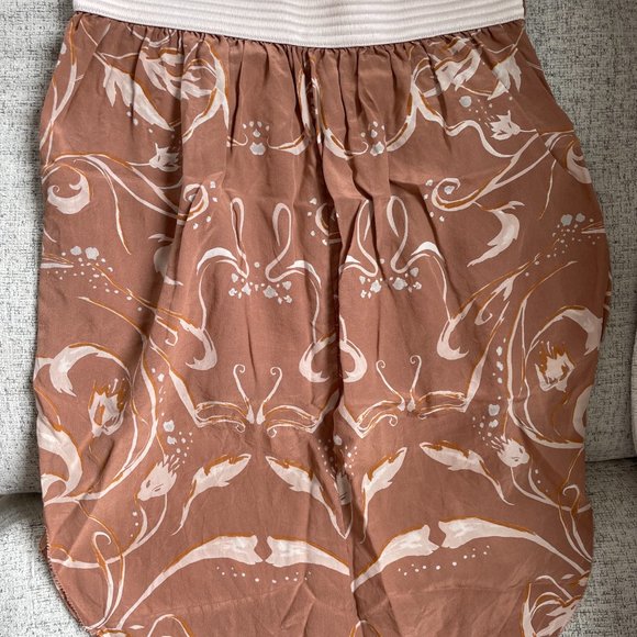 Wilfred (Aritzia) Silk Skirt - Picture 2 of 3